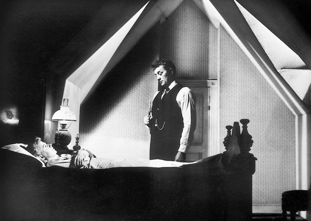#27. The Night of the Hunter (1955)